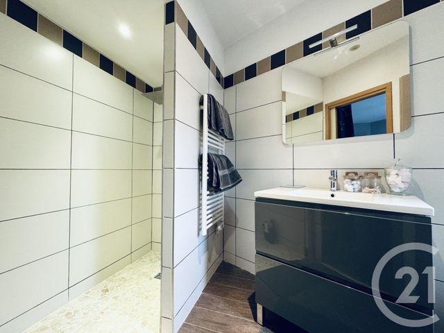 maison à vendre - 6 pièces - 123.0 m2 - LA CHAPELLE SUR ERDRE - 44 - PAYS-DE-LOIRE - Century 21 A.B.E.