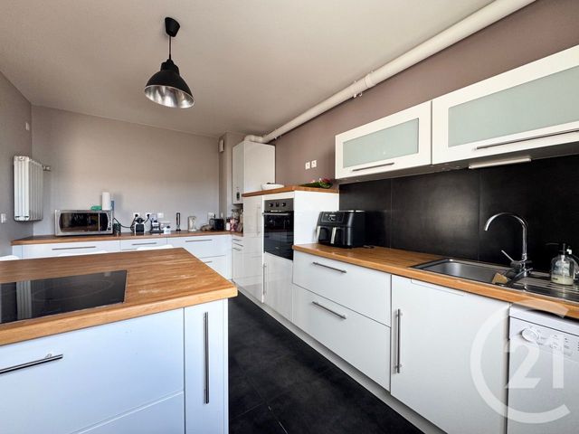 Appartement à vendre - 6 pièces - 145.0 m2 - LA CHAPELLE SUR ERDRE - 44 - PAYS-DE-LOIRE - Century 21 A.B.E.