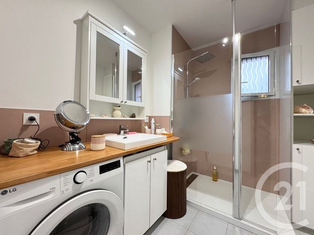 Appartement T4 à vendre - 4 pièces - 70.0 m2 - SAUTRON - 44 - PAYS-DE-LOIRE - Century 21 A.B.E.