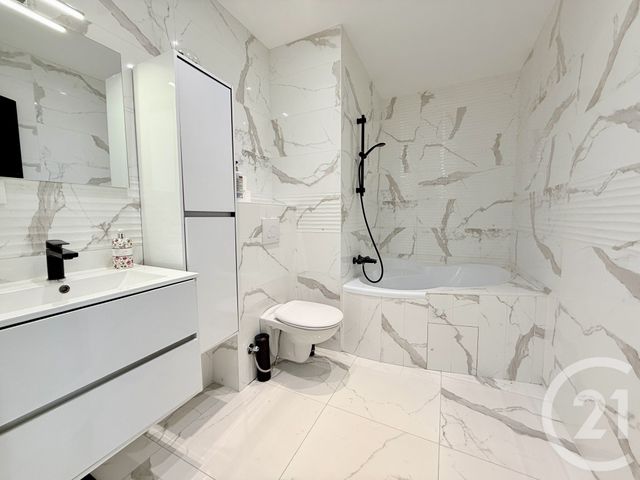 maison à vendre - 6 pièces - 169.0 m2 - TREILLIERES - 44 - PAYS-DE-LOIRE - Century 21 A.B.E.