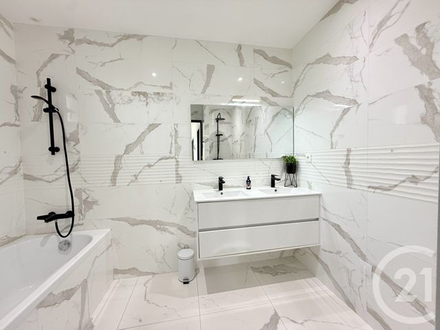 maison à vendre - 6 pièces - 169.0 m2 - TREILLIERES - 44 - PAYS-DE-LOIRE - Century 21 A.B.E.