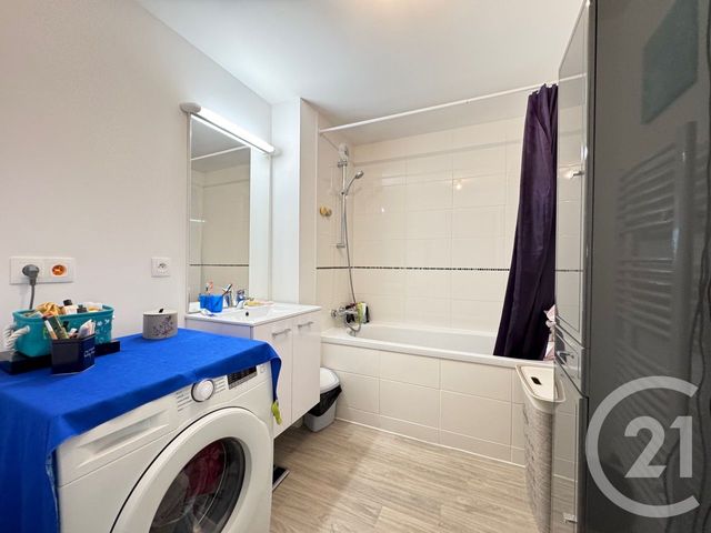 Appartement à vendre - 4 pièces - 75.69 m2 - COUERON - 44 - PAYS-DE-LOIRE - Century 21 A.B.E.