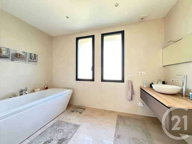 maison à vendre - 8 pièces - 258.0 m2 - TREILLIERES - 44 - PAYS-DE-LOIRE - Century 21 A.B.E.