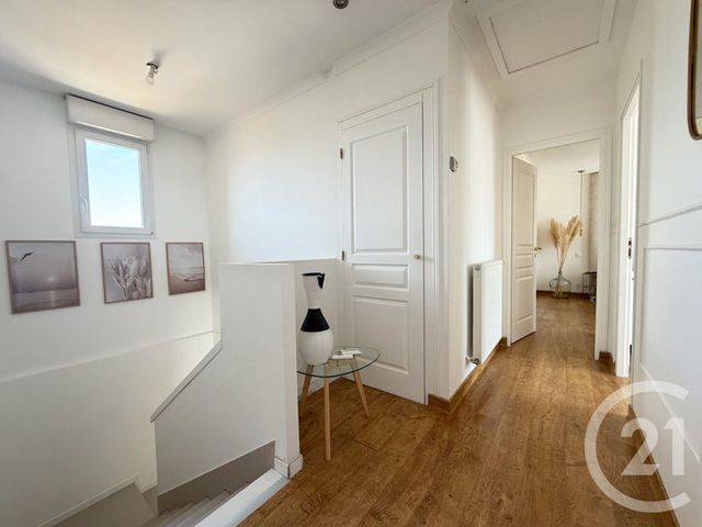 maison à vendre - 6 pièces - 150.0 m2 - BOUGUENAIS - 44 - PAYS-DE-LOIRE - Century 21 A.B.E.