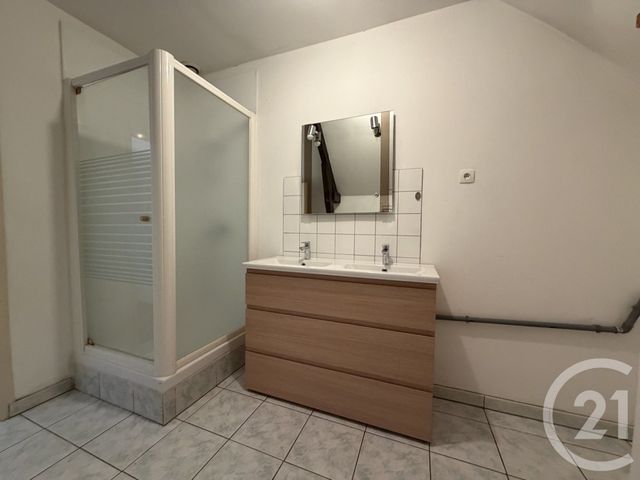 Appartement T3 à louer - 4 pièces - 96.0 m2 - LE TEMPLE DE BRETAGNE - 44 - PAYS-DE-LOIRE - Century 21 A.B.E.