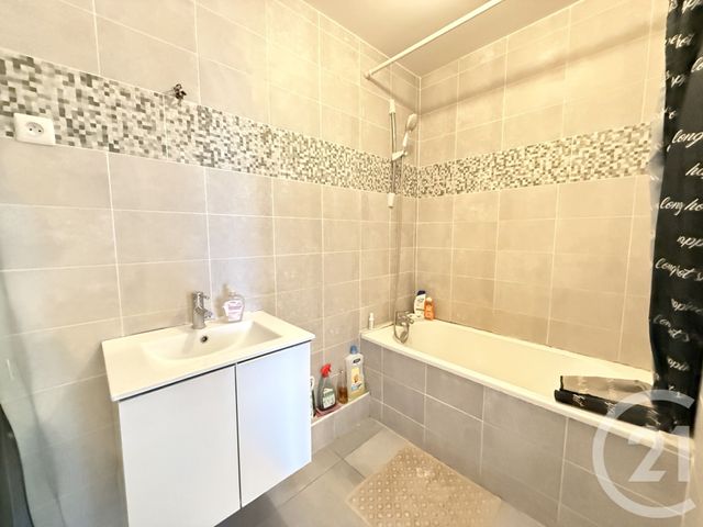 Appartement à vendre - 3 pièces - 66.44 m2 - NANTES - 44 - PAYS-DE-LOIRE - Century 21 A.B.E.
