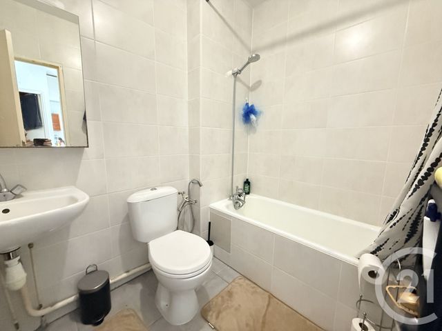 Appartement à vendre - 2 pièces - 46.98 m2 - NANTES - 44 - PAYS-DE-LOIRE - Century 21 A.B.E.